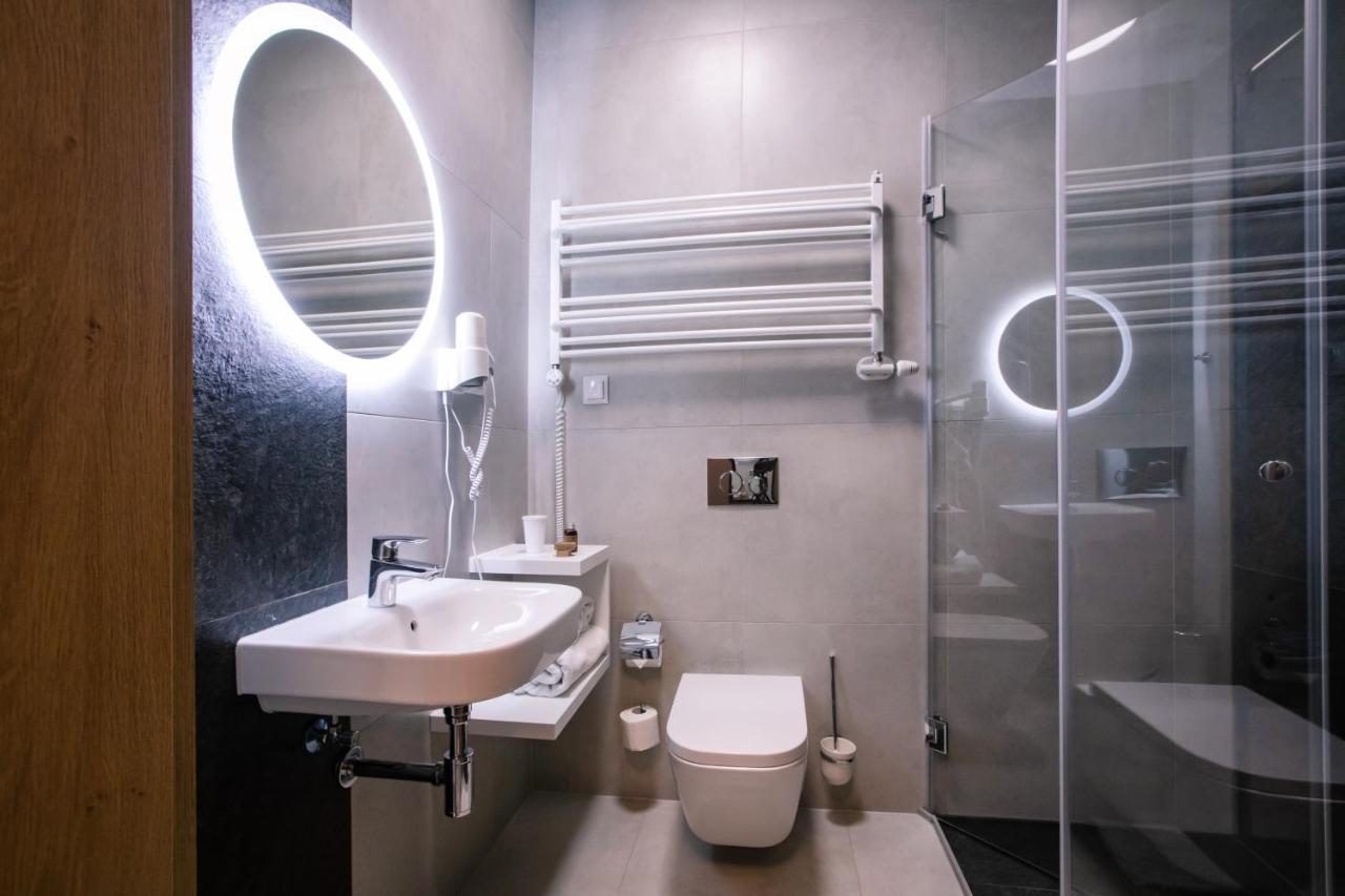 Hotel Holistic à Solec-Zdrój Extérieur photo