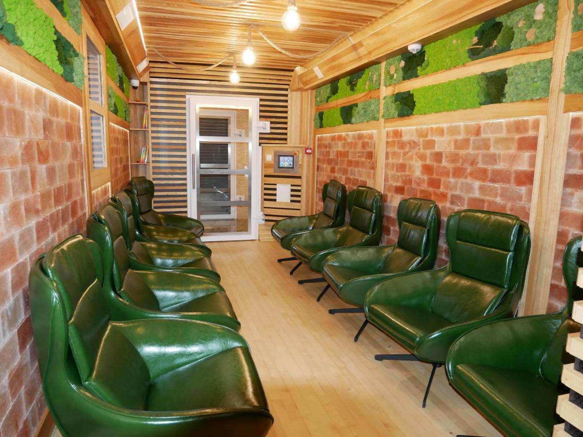 Hotel Holistic à Solec-Zdrój Extérieur photo